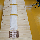 Pliage d'un parachute de secours, étape 1